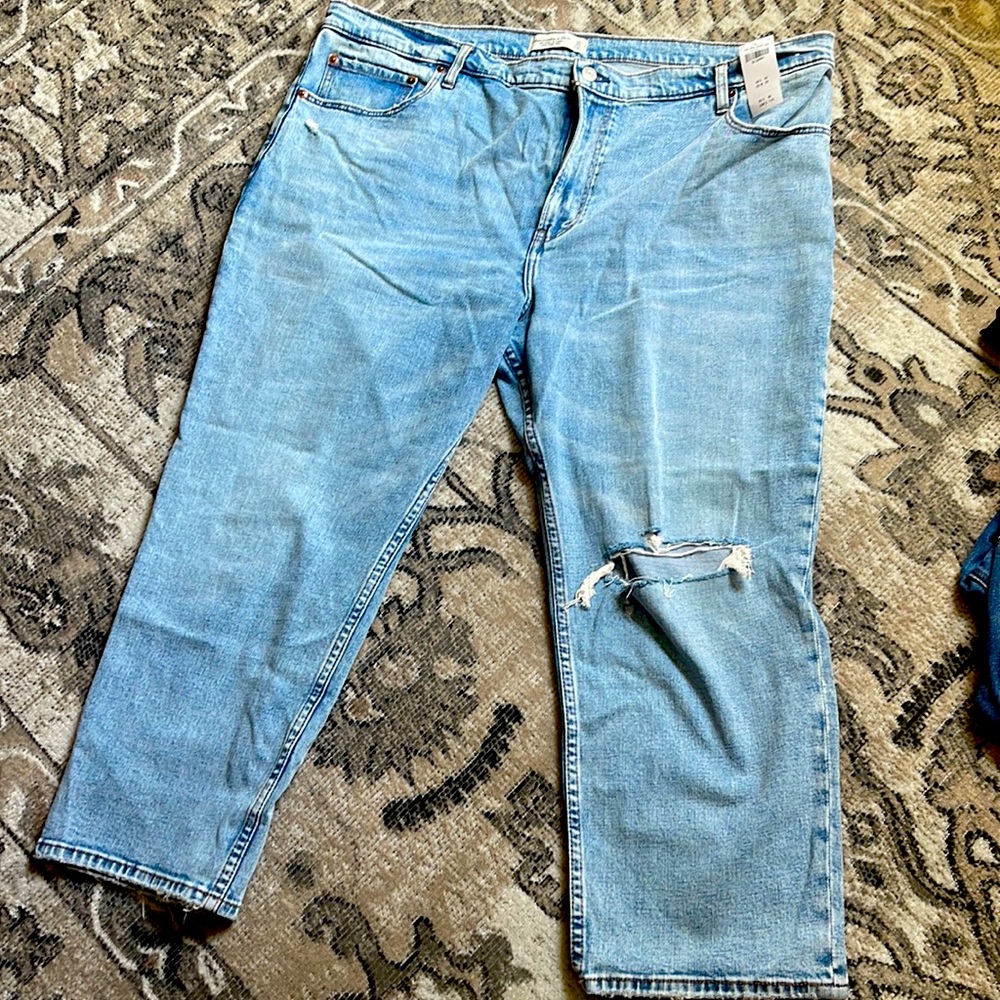 NWT Abercrombie & Fitch the ankle straight ultra high rise jeans